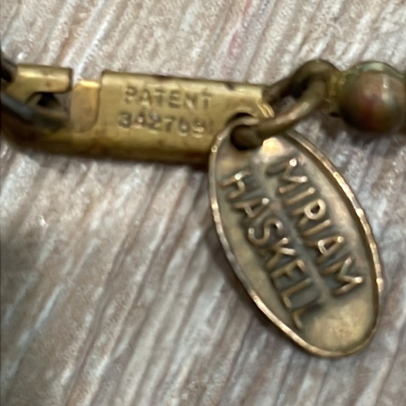 Vintage Miriam Haskell carved elephant necklace - Picture 11 of 12